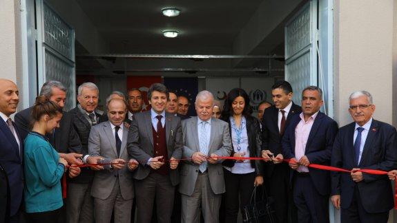 Hacı Sani Konukoğlu Mesleki ve Teknik Anadolu Lisesi Bünyesinde Oluşturulan Endüstriyel Düz Örme/Triko Bölümünün Açılışı Yapıldı.