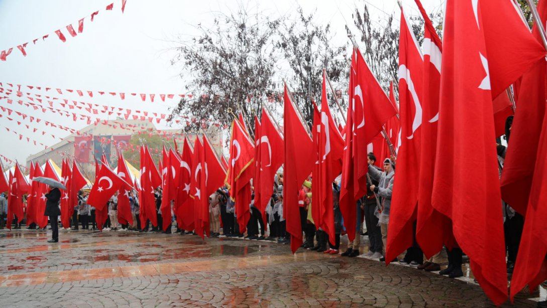 Gaziantep'in düşman işgalinden kurtuluşunun 98. yıl dönümü kutlandı.