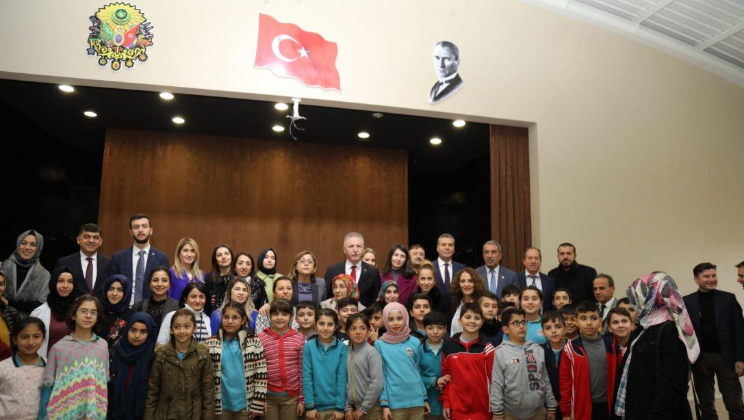 2019-2020 Eğitim Öğretim Yılı 2. Dönem ve okul açılışı Şehitkamil  Fadıloğlu İmam Hatip Ortaokulu'nda gerçekleştirildi.