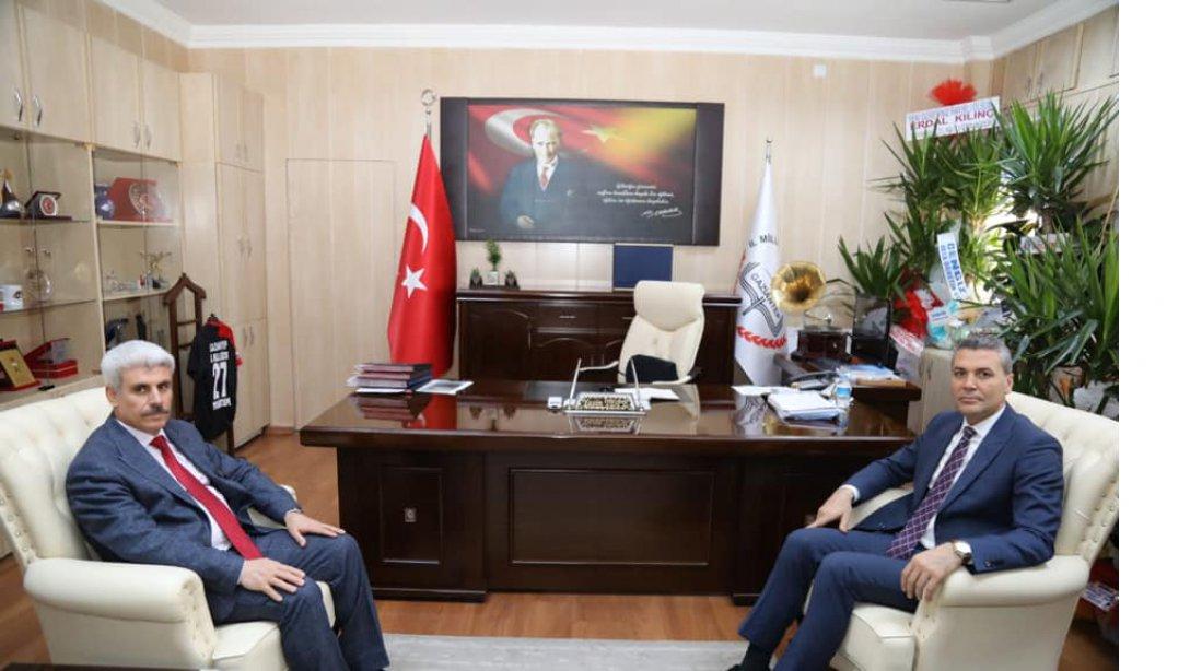 Gaziantep Bölge Adliye Mahkemesi Başkanı Sayın Yusuf KAYA, İl Milli Eğitim Müdürümüz Yasin TEPE'yi ziyaret etti.