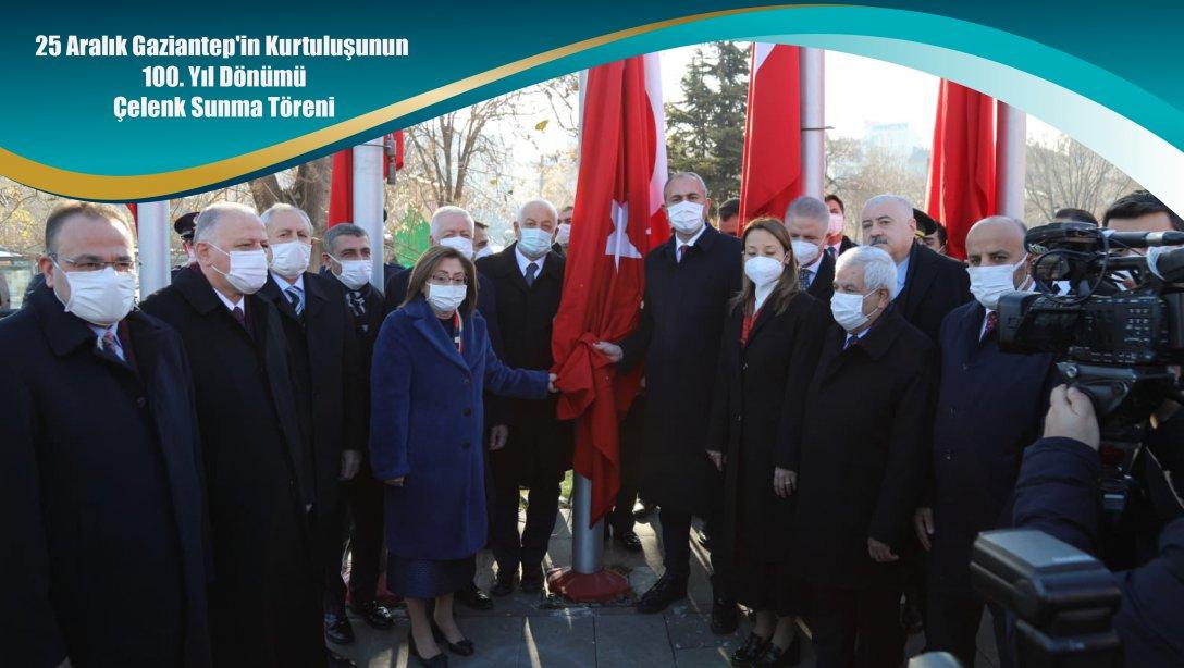 25 Aralık Gaziantep'in Kurtuluşunun 100. Yıl Dönümü Çelenk Sunma Töreni