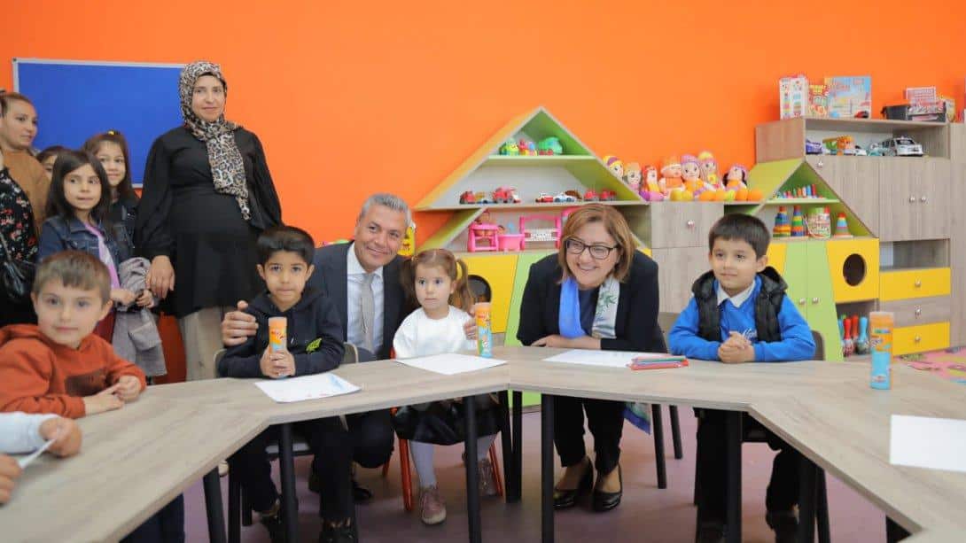 Gaziantep Büyükşehir Belediyesi OSB Gündüz Bakımevi ve Anaokulunun resmî açılışı gerçekleşti.