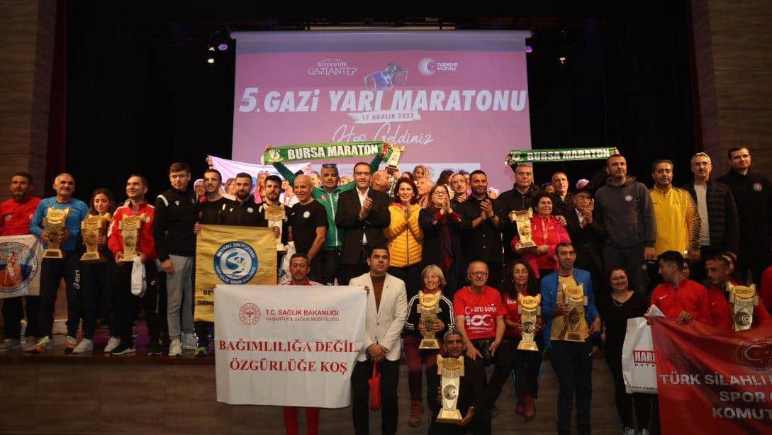 5. Gazi Yarı Maratonu Ödül Töreni