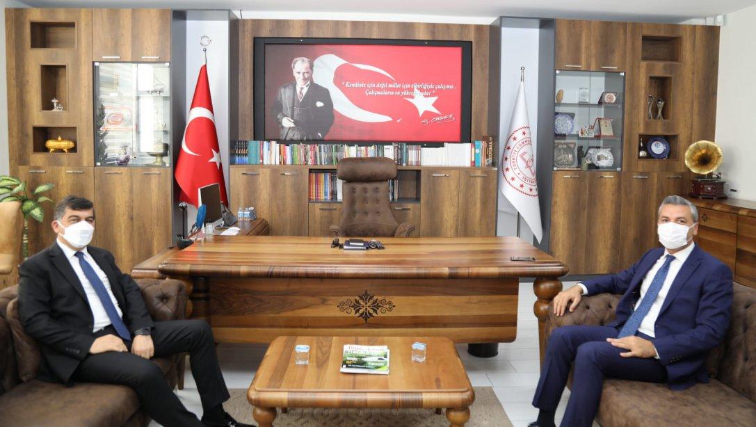 Şehitkamil Belediye Bşk. Sn. Rıdvan Fadıloğlu'nun, İl Müdürümüz Yasin Tepe'yi Ziyareti