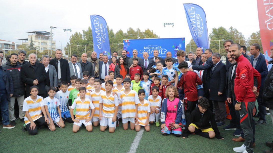Cüneyt Çakır ile futbolseverlerin buluşma programı