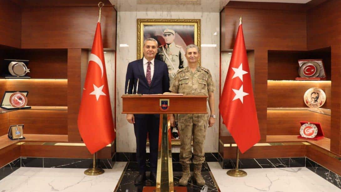 Gaziantep İl Jandarma Komutanı Tümgeneral Halil Şen'i Ziyaret