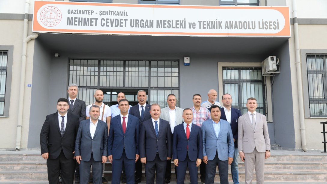 Sanayi Mahallesi'nde Geleceğin Ayakkabı Ve Saraciye Ustaları İle Buluştuk.