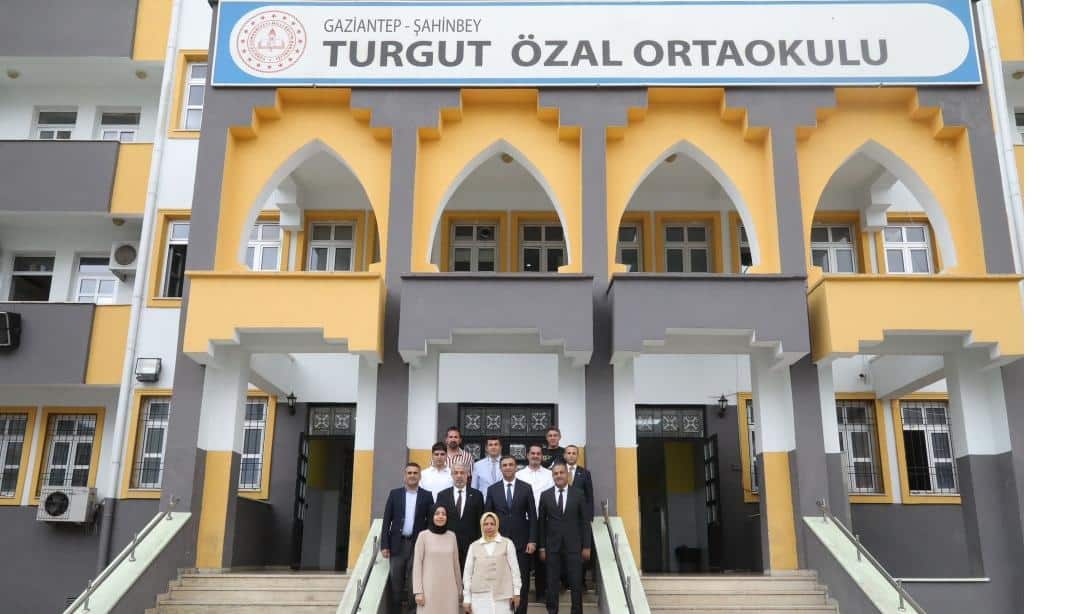 LGS Başarısını Tebrik Ziyareti için Turgut Özal Ortaokulundayız!